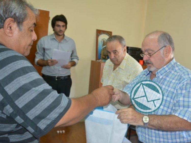 Se adjudicaron seis licencias de taxis entre cincuenta y un vecinos inscriptos