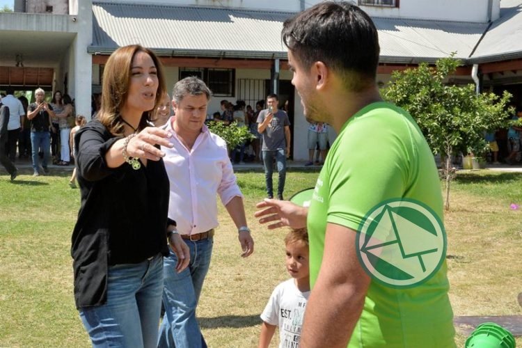Vidal dejó inaugurada una "Casa del Encuentro" en la localidad de Pilar Vidal dejó inaugurada una "Casa del Encuentro" en la localidad de Pilar