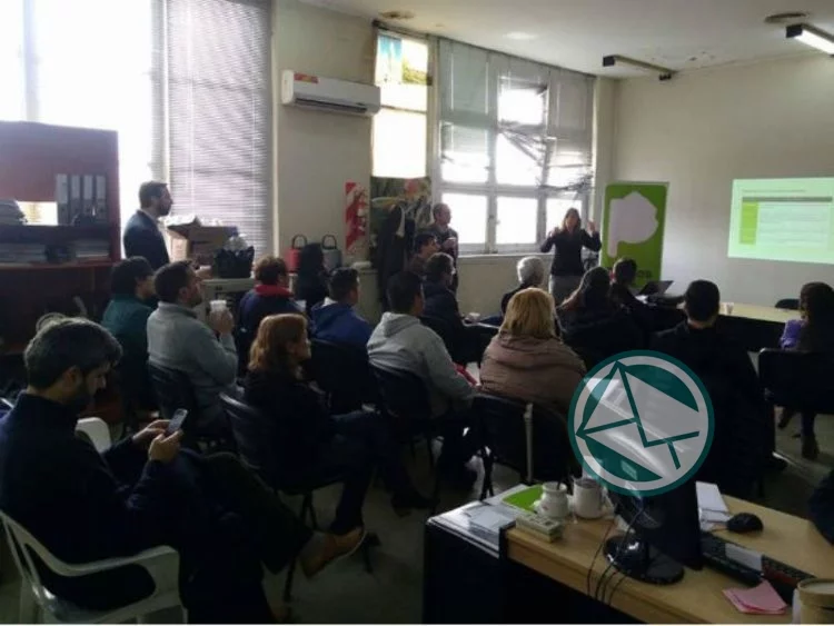 Taller para emprendedores en Berisso