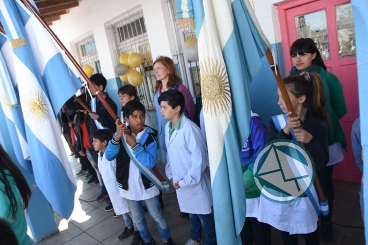 La Escuela N° 24 “Dardo Rocha” celebró sus 100 años de vida La Escuela N° 24 “Dardo Rocha” celebró sus 100 años de vida