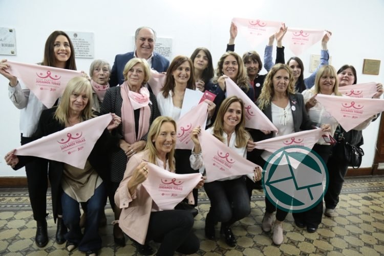 Interés Municipal la Campaña 2018 de prevención del cáncer de mama en La Plata Interés Municipal la Campaña 2018 de prevención del cáncer de mama en La Plata