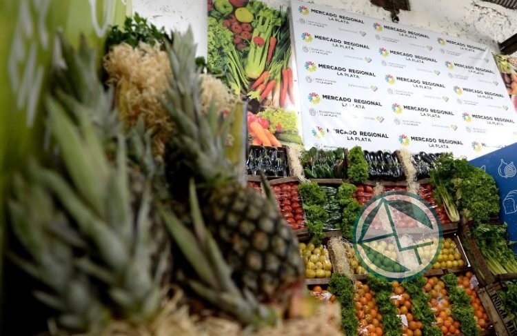 Se inauguró el punto fijo de "El Mercado en Tu Barrio" en Meridiano V Se inauguró el punto fijo de "El Mercado en Tu Barrio" en Meridiano V