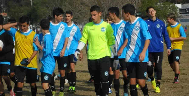 Los villeros quedaron a mano ante “Cole” futbol juvenil villa san carlos