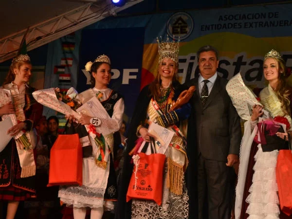 Elección Reina del Inmigrante 2013