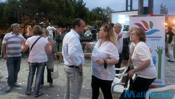 @MatiSlezack estuvo presente en el Parque Cívico para apoyar la "unión en la diversidad" image003