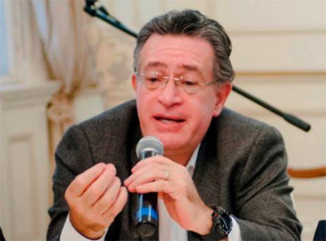 gustavo oliva 234