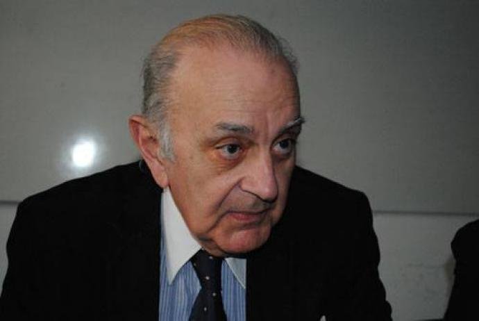Asseff: 'reclamo justo pero debería hacerse a la japonesa, trabajando el doble'' 117521