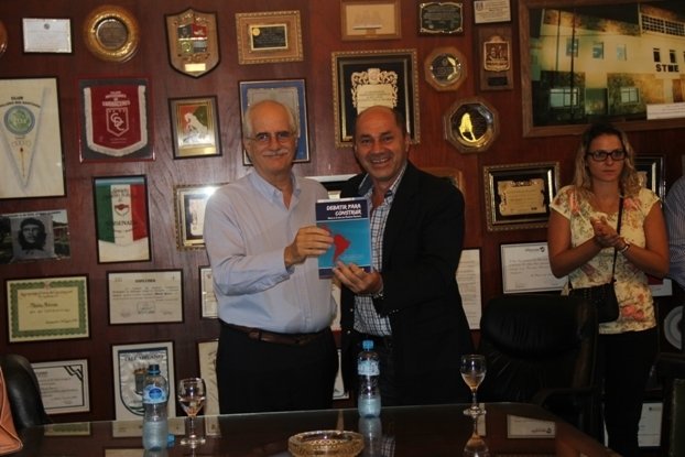 Visita del pre candidato por el Movimiento Evita .@JorgeTaiana en la ciudad de #Ensenada taiana 3