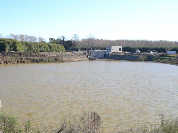 @QuiqueSlezack recorrió el mayor reservorio y estación de bombeo del Terraplén Costero de #Berisso
