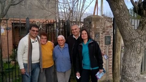 #Berisso rumbo a las PASO: El equipo de @Angellceli recorrió el Barrio Santa Cruz