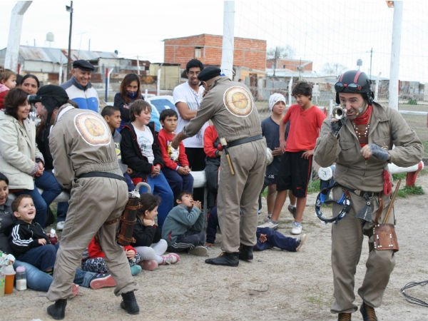 #Berisso: “Los Musicletas” se presentaron en el club Unidos de V illa Paula