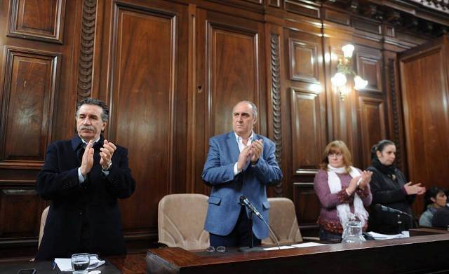 El Concejo Deliberante de #LaPlata homenajeó a #MiguelBru a 22 años de su detención ilegal