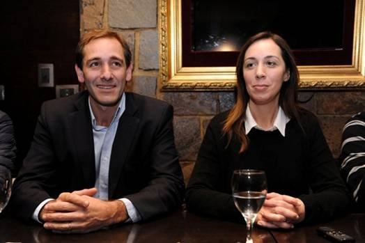 @mariuvidal confiada asegura que @JulioGarro es el próximo inten dente de #LaPlata @mariuvidal confiada asegura que @JulioGarro es el próximo inten dente de #LaPlata
