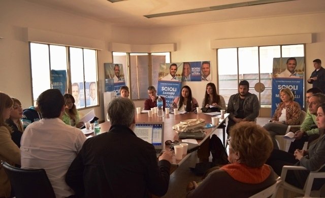 Pensando en gestionar #Berisso, @JuanMincarelli se reunión con su equipo de técnicos