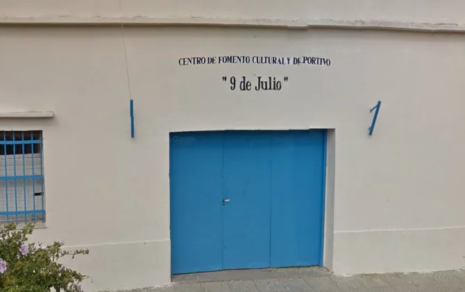 Ensenada: Teatro en el Club 9 de Julio de El Dique