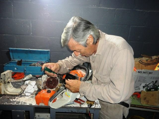 Cooperativa Futuro Ensenadense repara sus propios elementos de trabajo