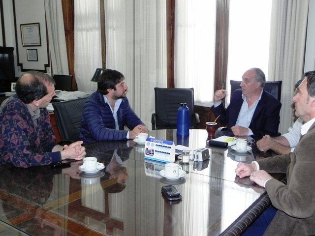 Borgini se reunió con el concejal electo Ponce en la presidencia del Concejo Deliberante