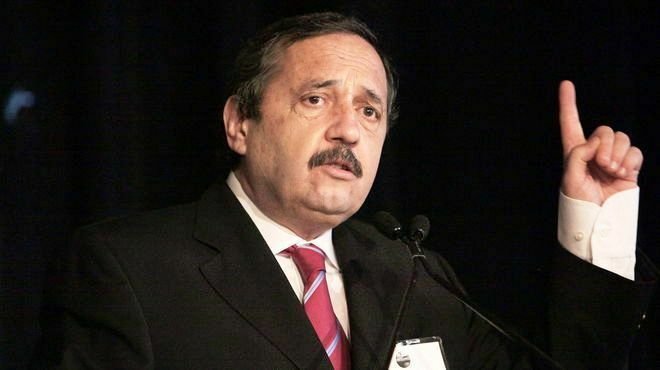 Alfonsín admitió que "La campaña está contaminada con deshonestidad intelectual"