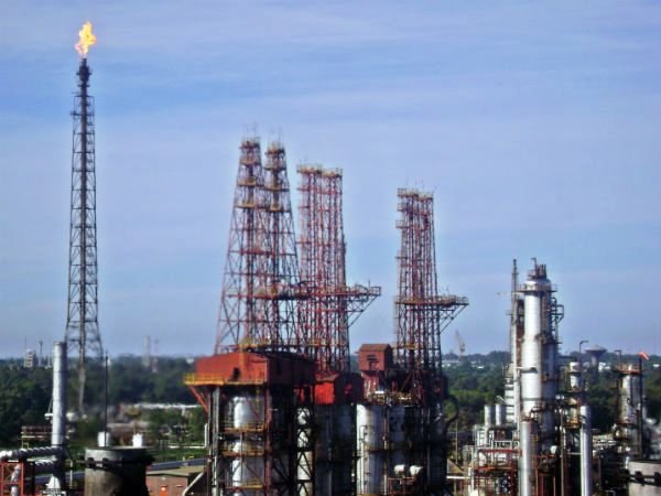 Comunicado de YPF por mantenimiento de compresor Cracking catalítico