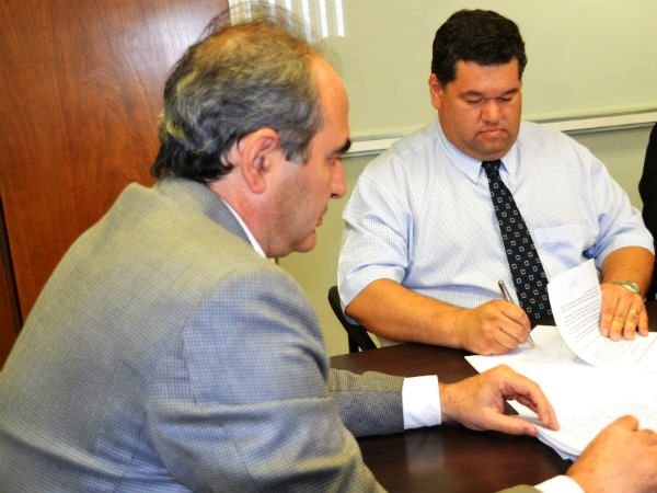 la UNLP hará la revisación del patrimonio económico de Municipio de Berisso