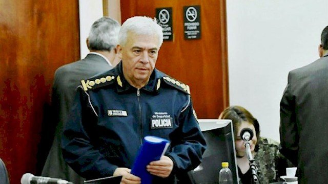 Matzkin "solicitó el retiro" y el viernes nombrarán a un nuevo jefe de la policía bonaerense
