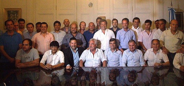 Una firma, cinco Padre Nuestro y diez Ave María