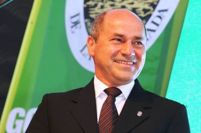 Secco: "Los 50 decretos de Macri... no me causa ninguna gracia"