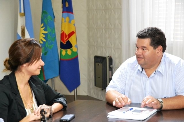 Nedela mantuvo un encuentro con referentes de la Provincia Nedela mantuvo un encuentro con referentes de la Provincia