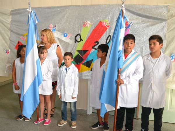 En la Escuela 25 se realizó el Acto Central del Inicio del Ciclo Lectivo 2016