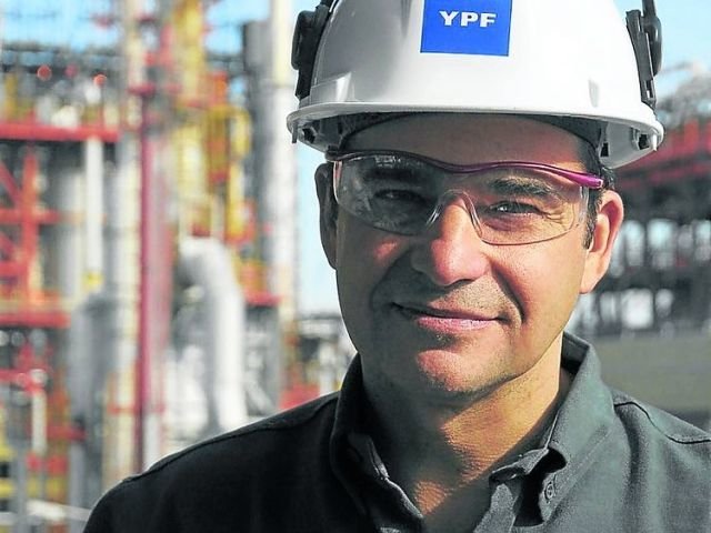 Macri le pidió a Galuccio que renuncie a la presidencia de YPF