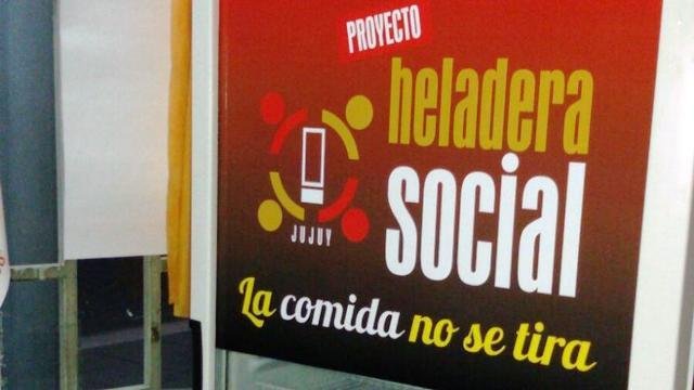 La "Heladera social" llegó de Tucumán a Buenos Aires
