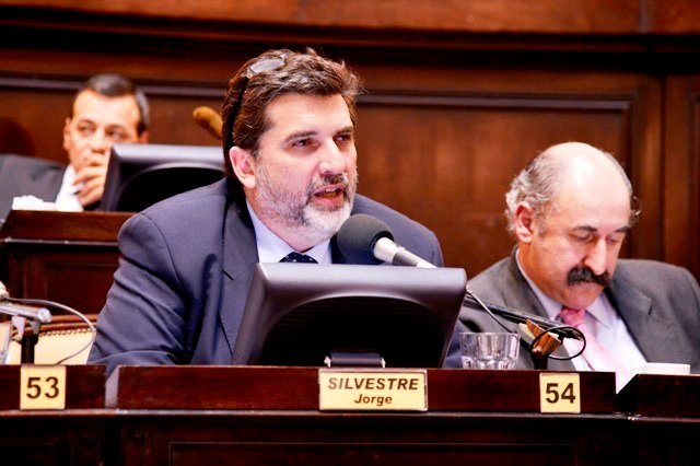 Silvestre y los Panamá Papers: “Si la justicia cree que hay algo indebido tiene que actuar”