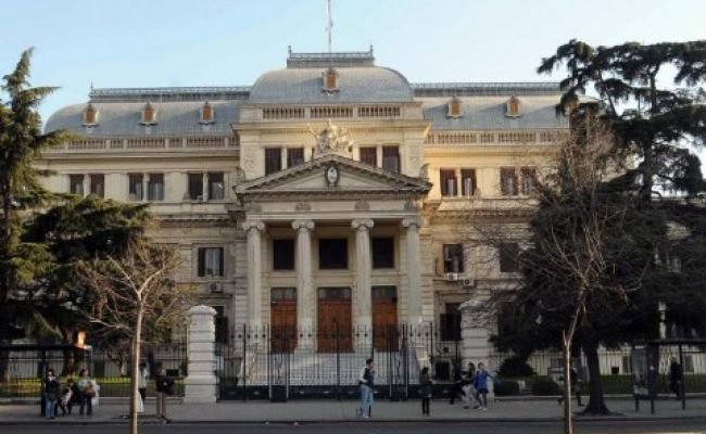 Por diferencias entre Cambiemos y el FR se cayó la sesión del Senado