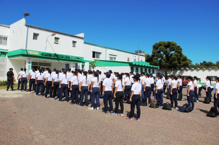 Segunda capacitación a aspirante de la Policía Local de Ensenada Segunda capacitación a aspirante de la Policía Local de Ensenada