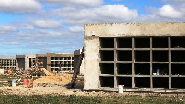 El Cementerio Municipal ensenadadense a media obra