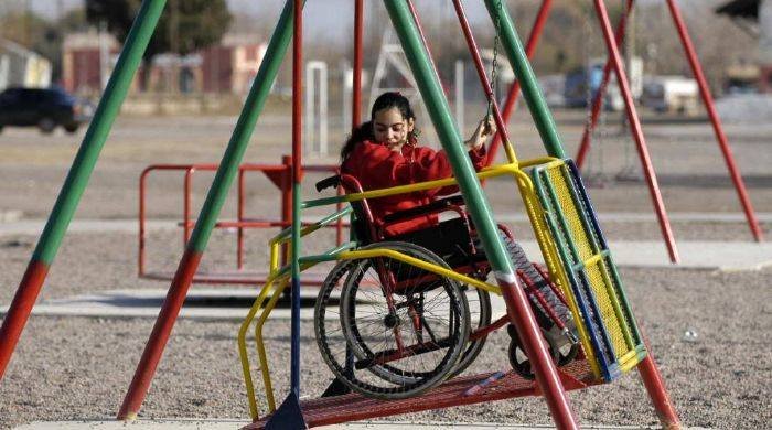 Piden juegos inclusivos en plazas de Ensenada