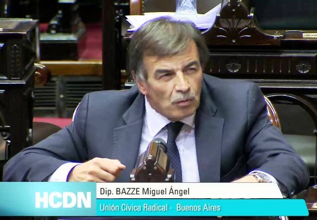 La UCR tampoco acepta que los funcionarios blanqueen dinero La UCR tampoco acepta que los funcionarios blanqueen dinero