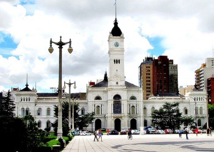 Se realizará un corte frente a la Municipalidad de "los barrios olvidados" de La Plata