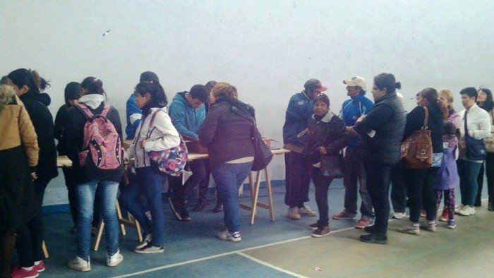 Una Coordinadora hizo "escándalo" porque no le dieron la tarjeta de un Plan