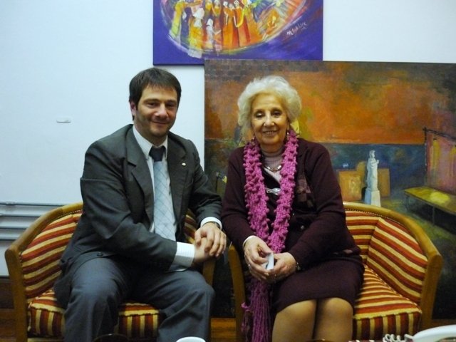 Abuelas de Plaza de Mayo rechazan el protocolo antipiquete del oficialismo platense