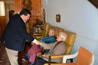 Tramites de jubilacion para los abuelos del Hogar de Ancianos PRE_1844
