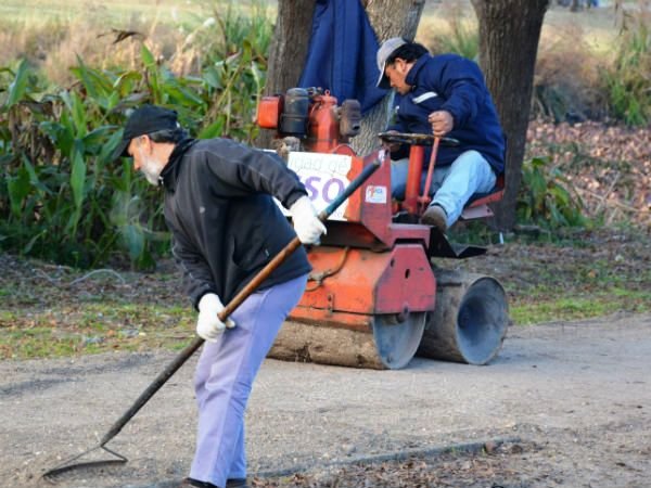 Trabajos de mejoramiento de calles en Berisso