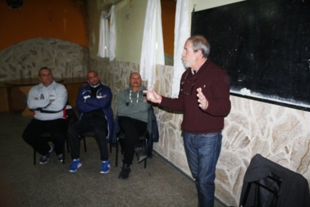 Gustavo Arce realizó capacitación en el Curso de DT Infanto-juvenil