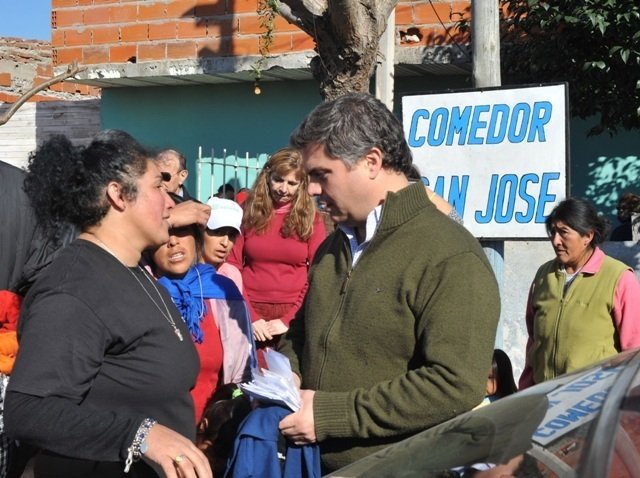 Visita del Ministro de Desarrollo Social Bonaerense López Medrano a Berisso y Ensenada