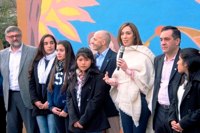 Vidal lanzó su programa "Abanderados" para los mejores estudiantes bonaerenses