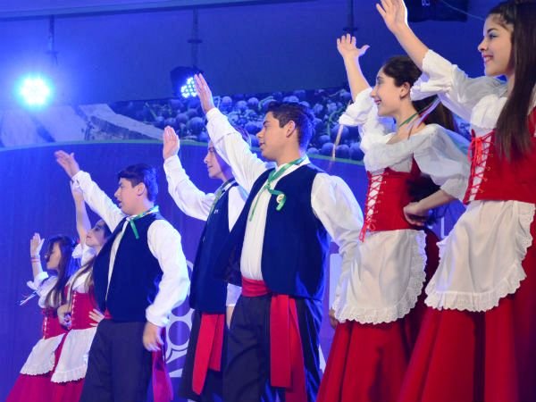 Con record de público y ventas finalizó la 13ª Fiesta del Vino de la Costa en Berisso