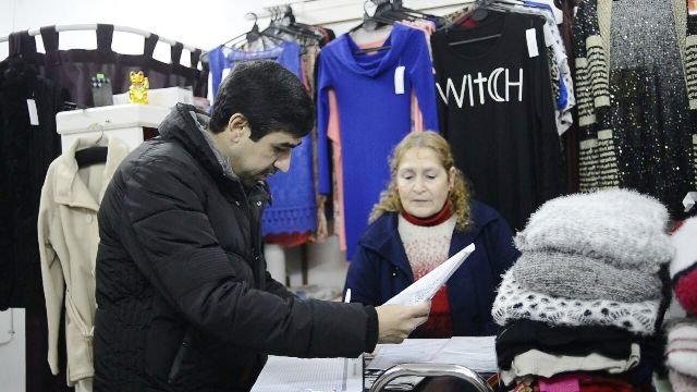 Relevamiento tributario en paseo de compras de La Franja