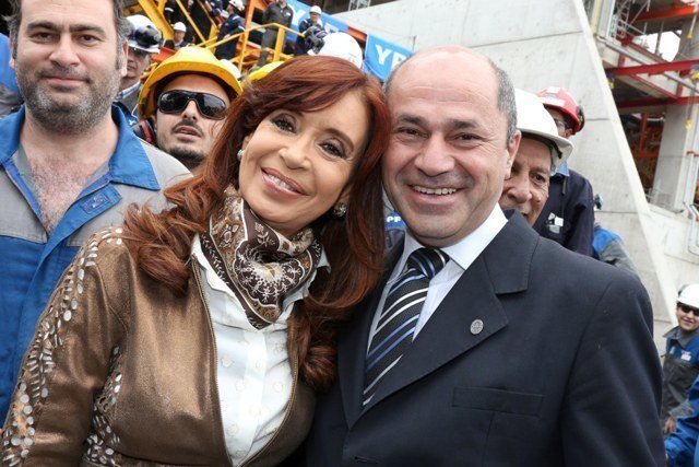 CFK se hace esperar para bajar a Ensenada, será el jueves 18 CFK se hace esperar para bajar a Ensenada, será el jueves 18