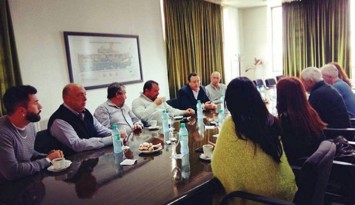 Reunión de concejales ensenadenses con autotidades de Refinería YPF Reunión de concejales ensenadenses con autotidades de Refinería YPF
