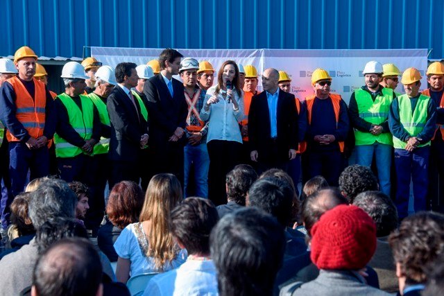 Vidal el viernes inauguró un plan de inversión de una empresa que generará 3800 puestos